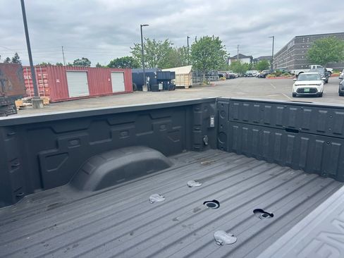 Used 2024 GMC Sierra 2500 AT4 w/ AT4 Premium Plus Package AWD/4WD image 34