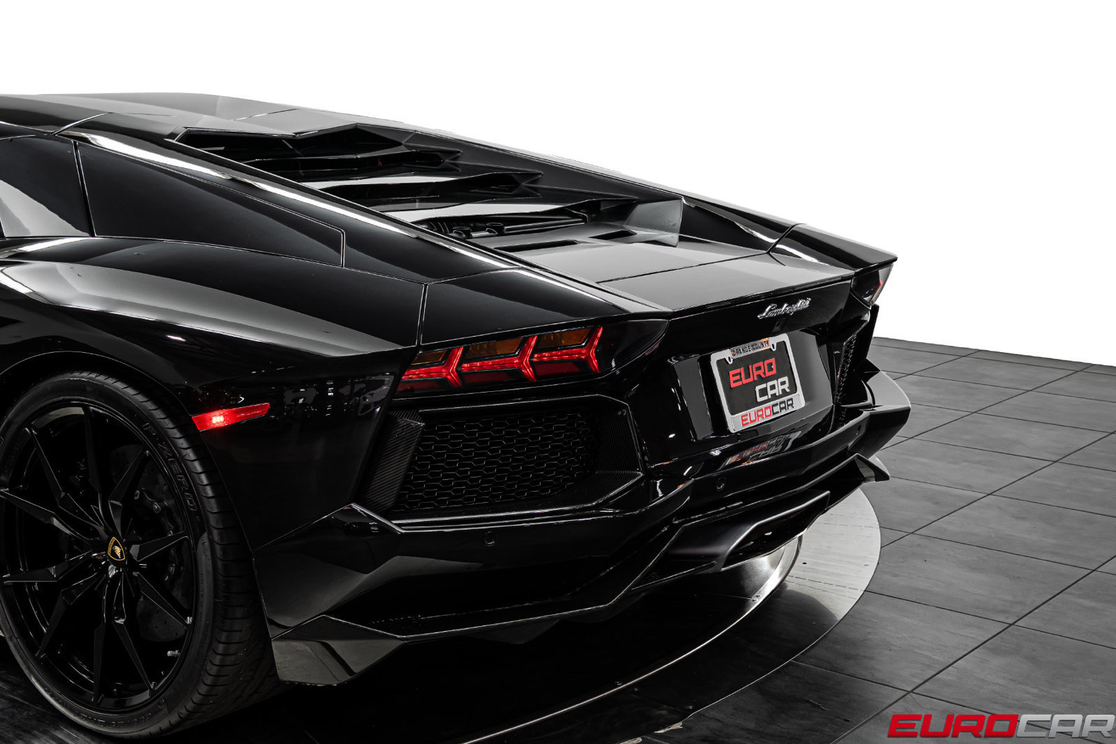 Used 2014 Lamborghini Aventador LP 700-4 AWD/4WD image 22