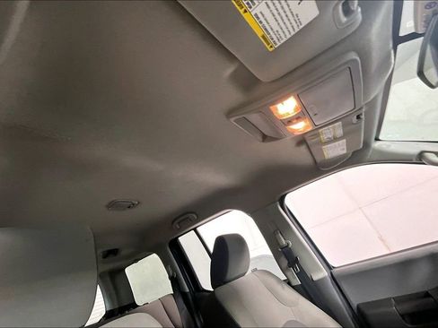 Used 2015 Nissan Xterra S image 22