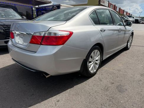 Used 2015 Honda Accord EX image 12