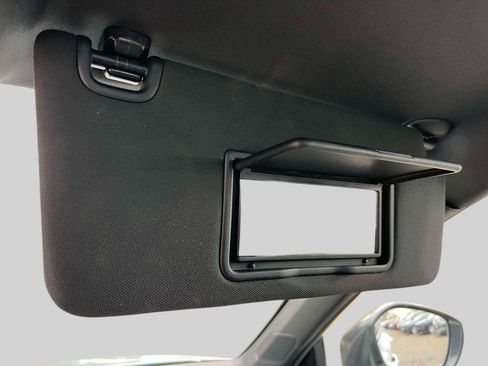 Used 2025 Honda Civic Sport image 31