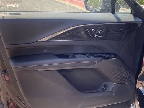 Used 2024 Cadillac Lyriq Sport RWD image 15