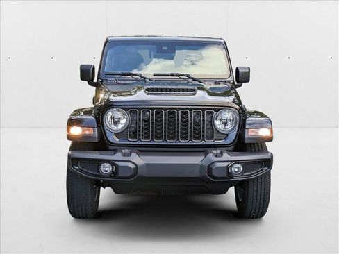 New 2025 Jeep Gladiator Sport image 6