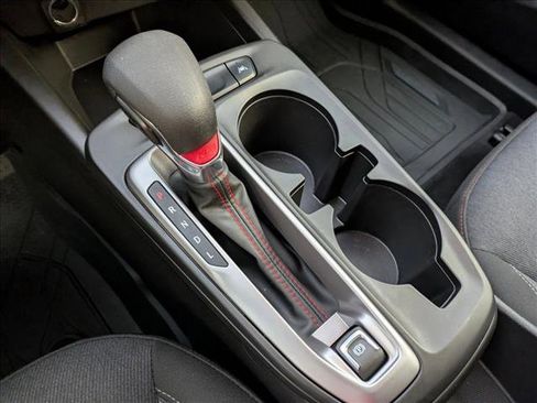 Used 2024 Chevrolet Trax RS w/ Sunroof Package image 11