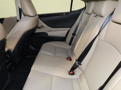 Used 2019 Lexus ES 350 w/ Premium Package image 24