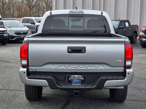 Used 2019 Toyota Tacoma TRD Sport w/ Technology Package image 24