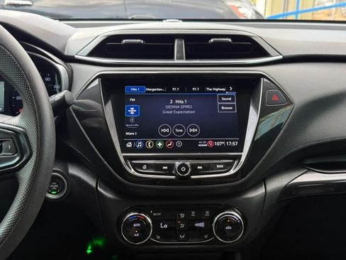 Used 2021 Chevrolet TrailBlazer LT w/ Convenience Package FWD image 50