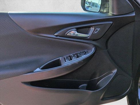 Used 2021 Chevrolet Malibu RS FWD image 11