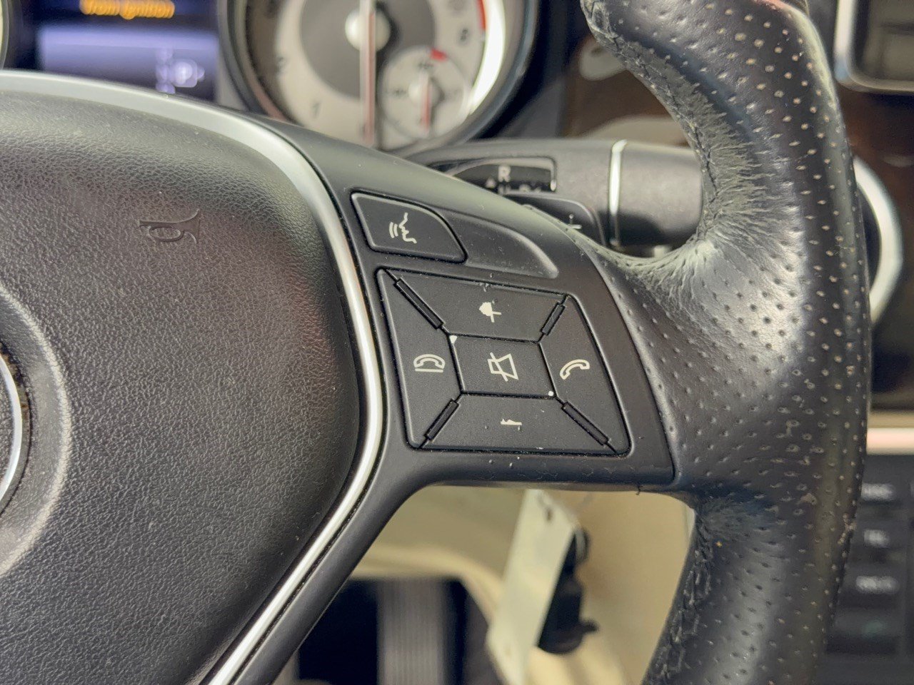 Used 2014 Mercedes-Benz CLA 250 image 19