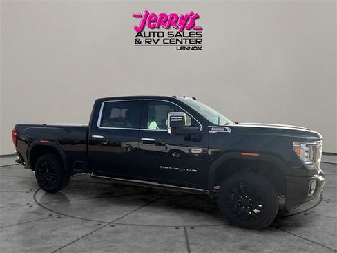 Used 2023 GMC Sierra 2500 Denali w/ Denali Black Diamond Edition image 18