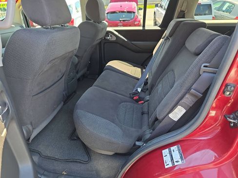Used 2006 Nissan Pathfinder SE RWD image 14