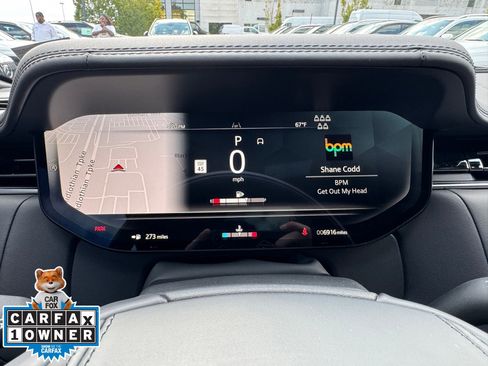 Used 2025 Land Rover Range Rover Long Wheelbase Autobiography image 11