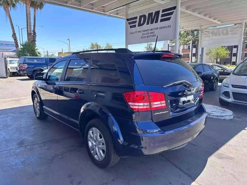 Used 2020 Dodge Journey SE image 5