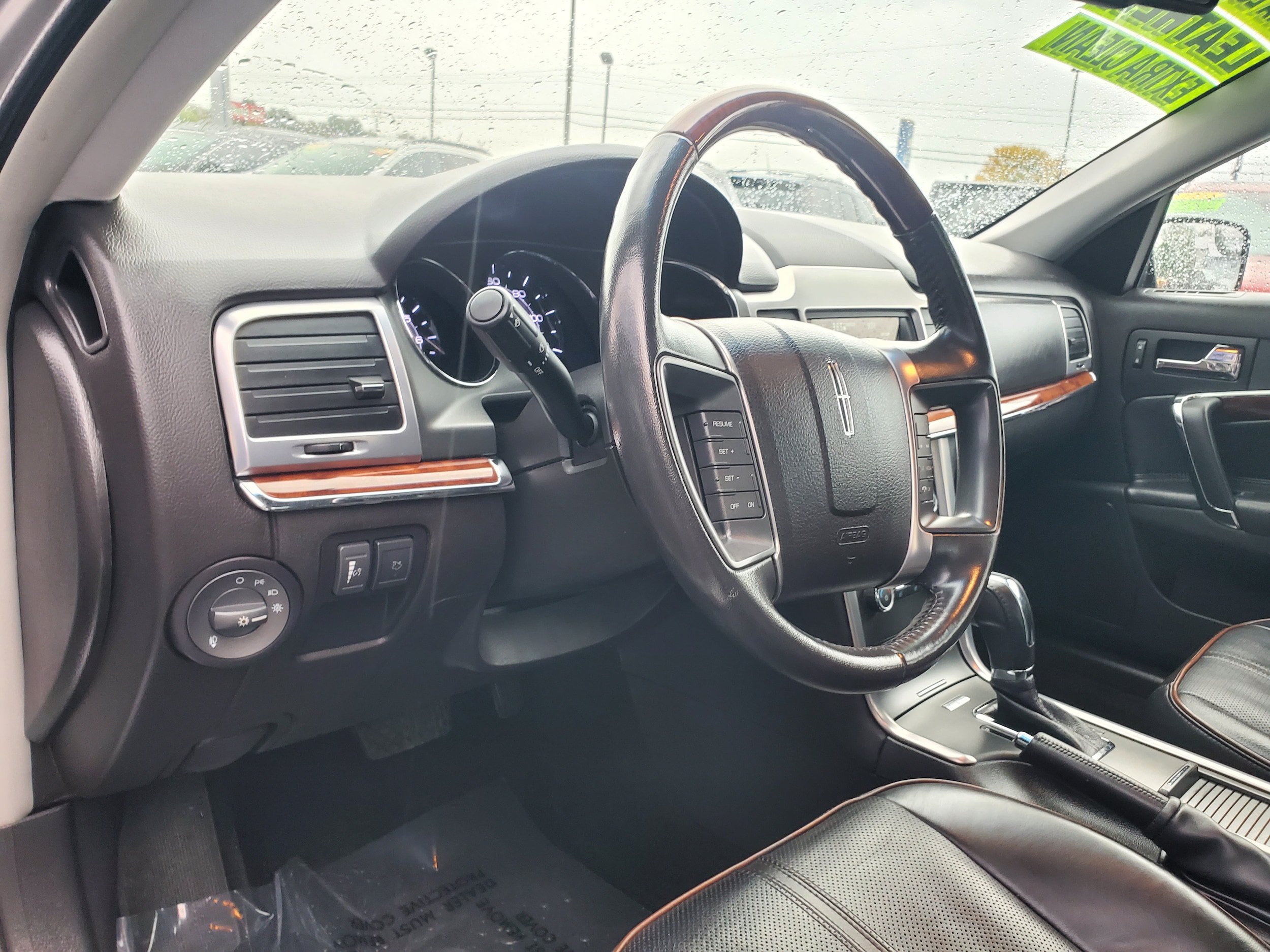 Used 2011 Lincoln MKZ FWD image 15
