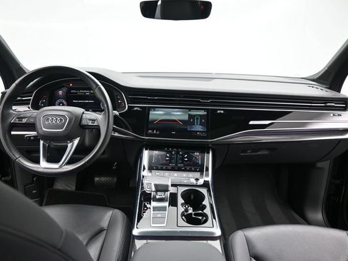 Used 2022 Audi Q7 3.0T Premium Plus w/ Premium Plus Package AWD/4WD image 22