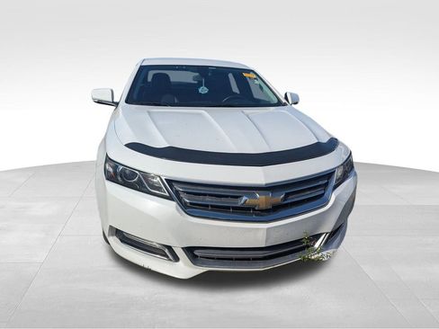 Used 2018 Chevrolet Impala LT image 2