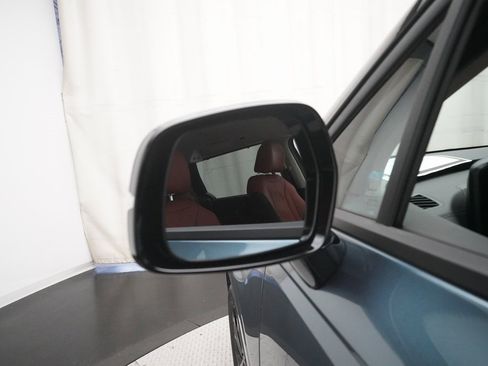 Certified 2024 Kia Carnival SX image 26