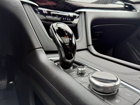 Used 2023 Cadillac XT6 Premium Luxury image 24