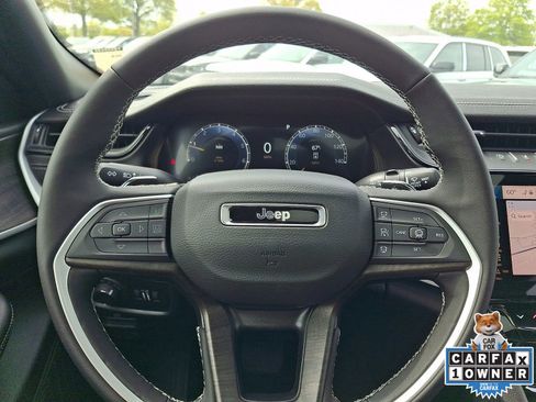 New 2026 Jeep Grand Cherokee L 4WD image 11