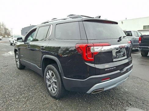 Certified 2020 GMC Acadia SLT image 4