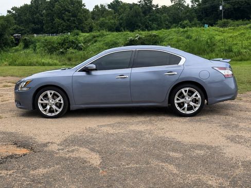 Used 2012 Nissan Maxima 3.5 SV w/ Sport Pkg FWD image 2