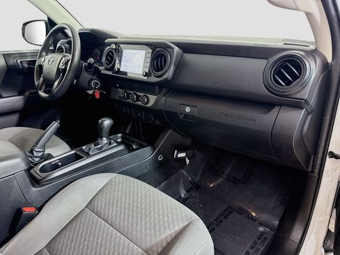 Used 2022 Toyota Tacoma SR RWD image 30