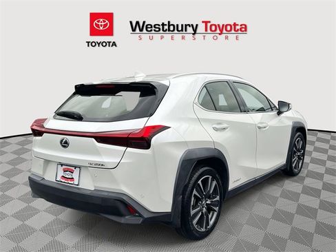 Used 2020 Lexus UX 250h w/ Premium Package image 7