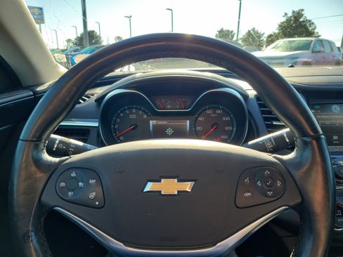 Used 2019 Chevrolet Impala Premier w/ Premier Confidence Package image 20