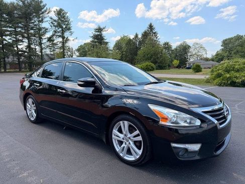 Used 2013 Nissan Altima 3.5 SL w/ Technology Pkg image 4