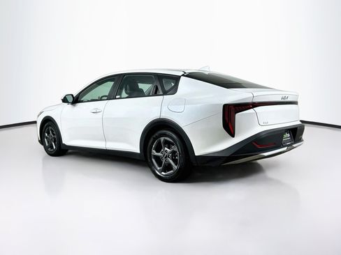Used 2025 Kia K4 FWD image 5