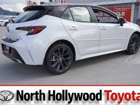 New 2026 Toyota Corolla XSE image 4