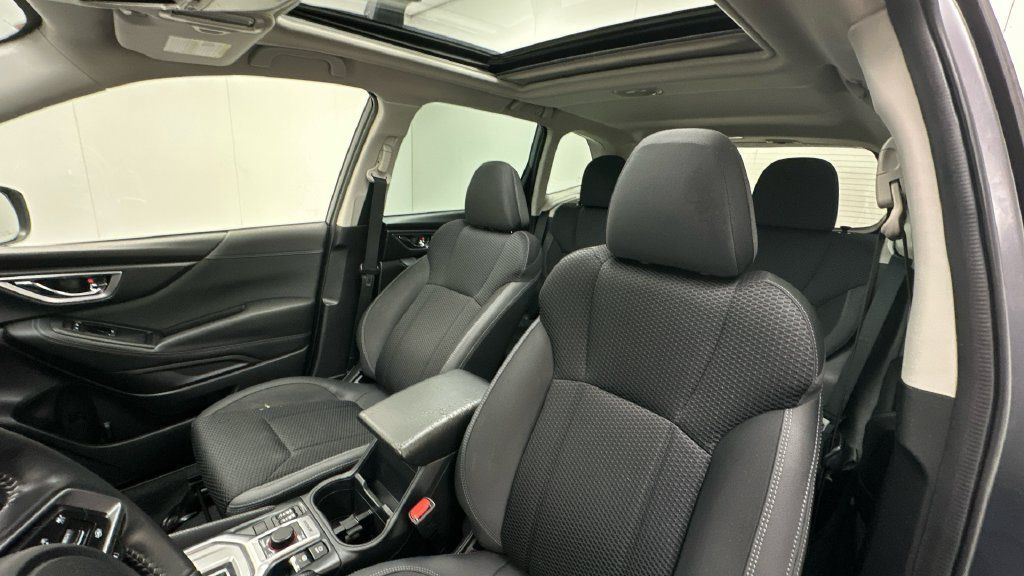 Used 2024 Subaru Forester Premium AWD/4WD image 9