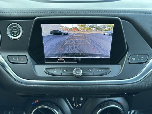 Used 2022 Chevrolet Blazer LT image 14