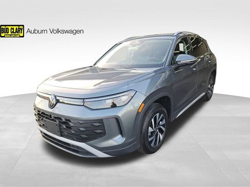 New 2025 Volkswagen Tiguan S AWD/4WD image 7