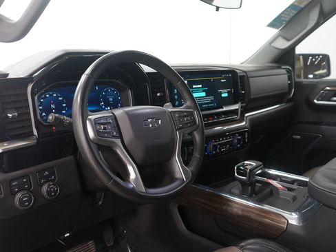 Used 2023 Chevrolet Silverado 1500 RST w/ Convenience Package II image 25