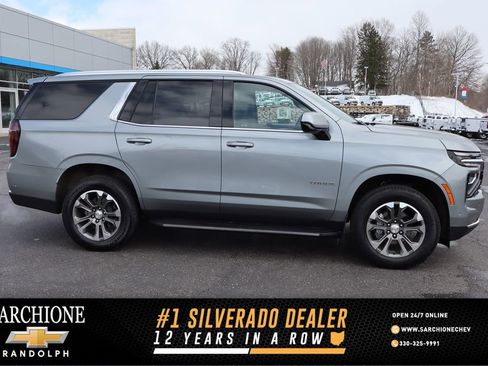 Used 2025 Chevrolet Tahoe LS image 1