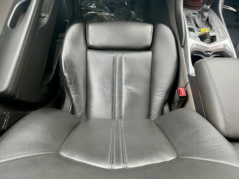 Used 2011 Cadillac SRX Luxury AWD/4WD image 35