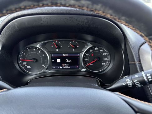 Used 2023 GMC Terrain AT4 w/ Infotainment Package II image 18