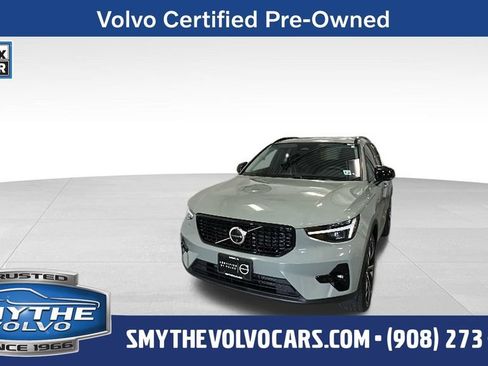 Certified 2024 Volvo XC40 B5 Plus w/ Climate Package AWD/4WD image 1