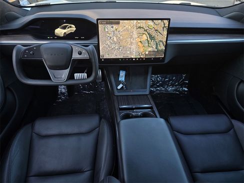 Used 2022 Tesla Model S image 15