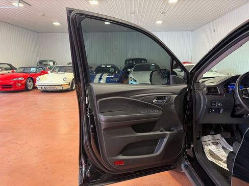 Used 2022 Honda Pilot Special Edition image 15