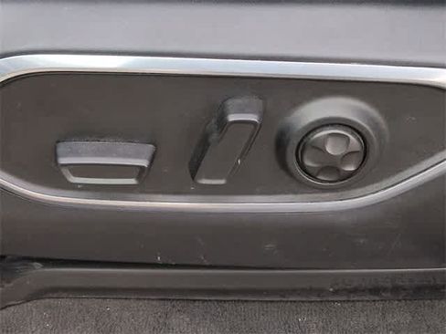 Used 2024 Jeep Wagoneer Series III image 16