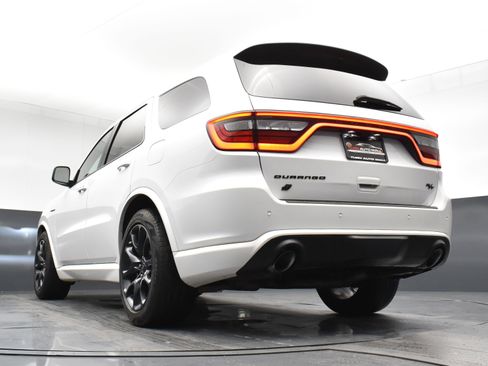 Used 2022 Dodge Durango R/T w/ Tow 'N Go Package AWD/4WD image 24