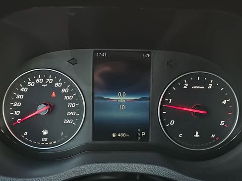 Used 2025 Mercedes-Benz Sprinter 2500 image 16