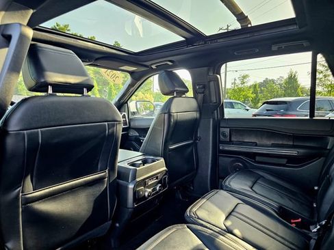 Used 2021 Ford Expedition Limited AWD/4WD image 26