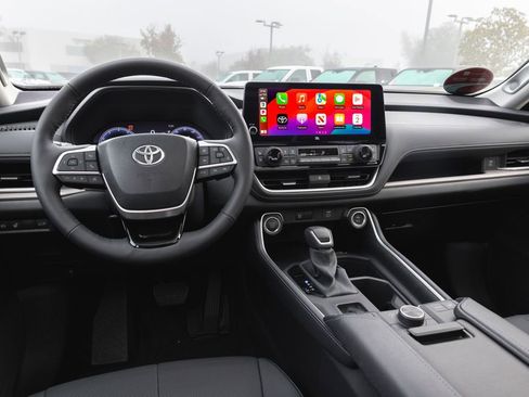 New 2026 Toyota Grand Highlander Platinum image 14