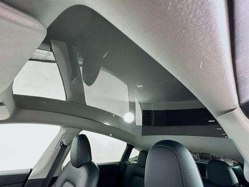 Used 2023 Tesla Model Y Long Range image 25