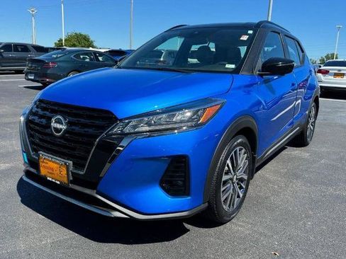 Certified 2023 Nissan Kicks SR w/ SR Premium Package FWD image 8