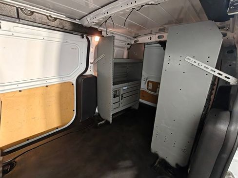 Used 2015 Ford Transit Connect XL image 30