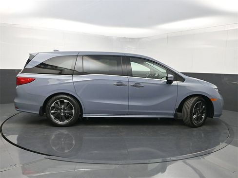 Used 2023 Honda Odyssey Elite image 48